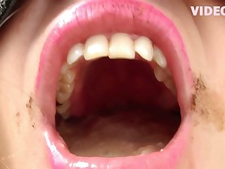 حسنًا سيد الذئب أقت ح أن نتعافى قليلاً قبل الذهاب للجولة الثانية قالت الأم